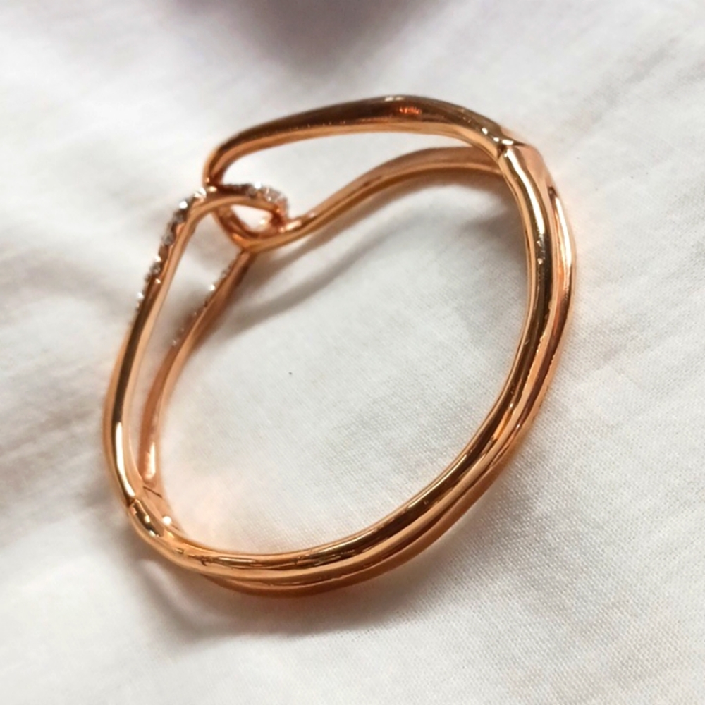 Hinged Bangle Love Knot Bracelet. - Picture 3 of 7